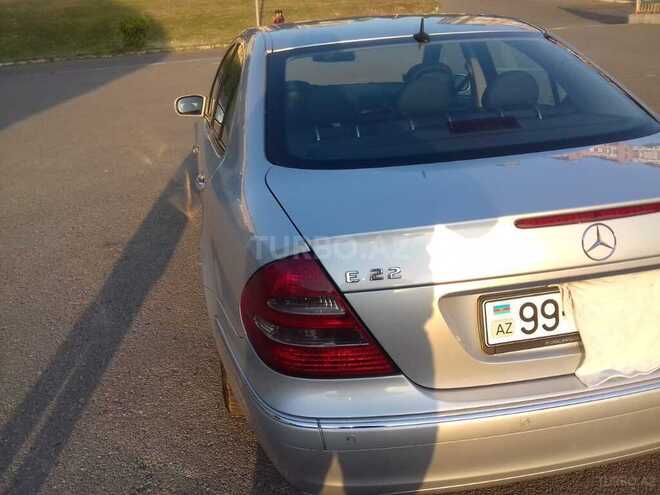 Mercedes E 220 2005, 204,121 km - 2.2 l - Bakı