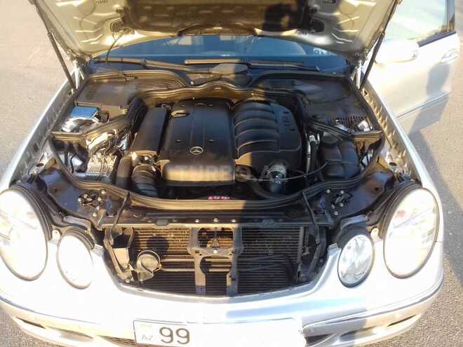 Mercedes E 220 2005, 204,121 km - 2.2 l - Bakı