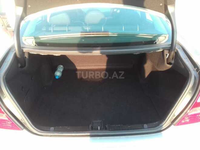 Mercedes E 220 2005, 204,121 km - 2.2 l - Bakı