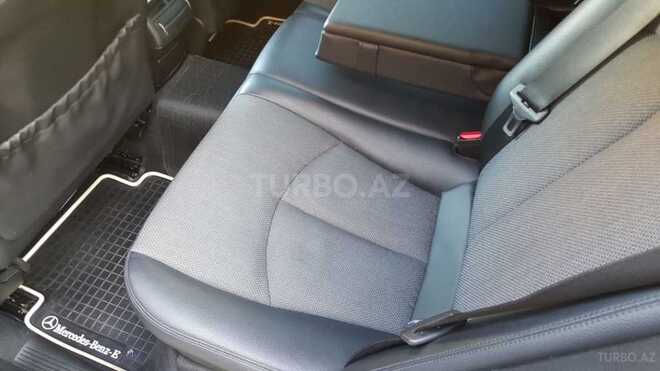 Mercedes E 220 2006, 229,100 km - 2.2 l - Bakı