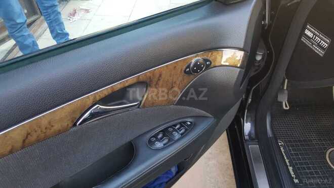 Mercedes E 220 2006, 229,100 km - 2.2 l - Bakı