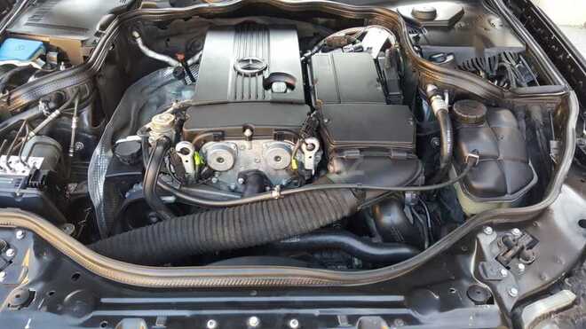 Mercedes E 220 2006, 229,100 km - 2.2 l - Bakı