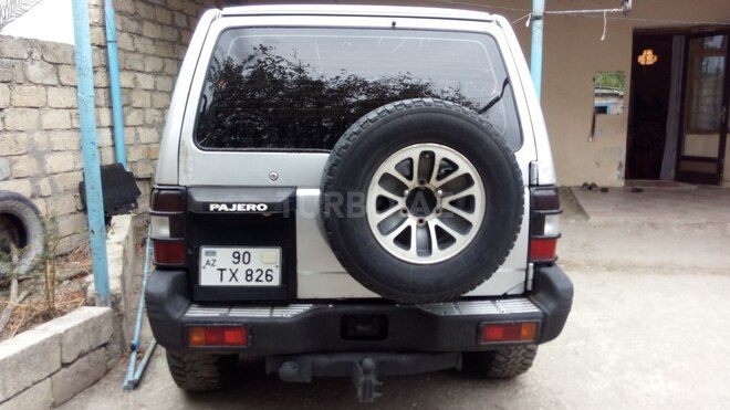 Mitsubishi Pajero 1992, 325,250 km - 2.5 l - Neftçala