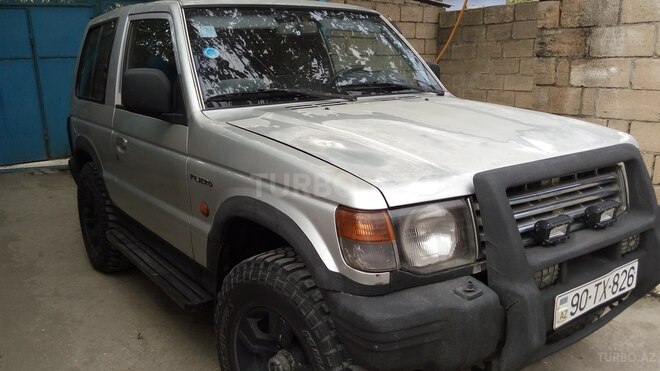 Mitsubishi Pajero 1992, 325,250 km - 2.5 l - Neftçala