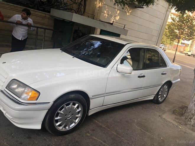Mercedes C 230 1999, 221,443 km - 2.3 л - Bakı