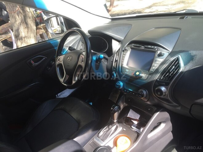 Hyundai ix35 2015, 64,000 km - 2.0 l - Bakı