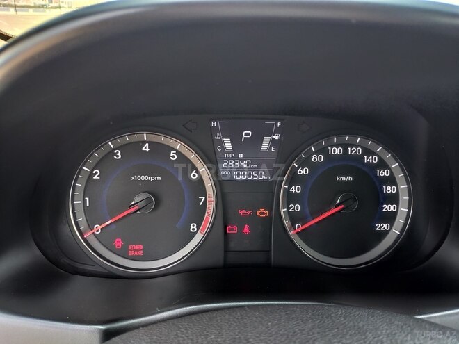 Hyundai Accent 2014, 100,000 km - 1.6 l - Bakı