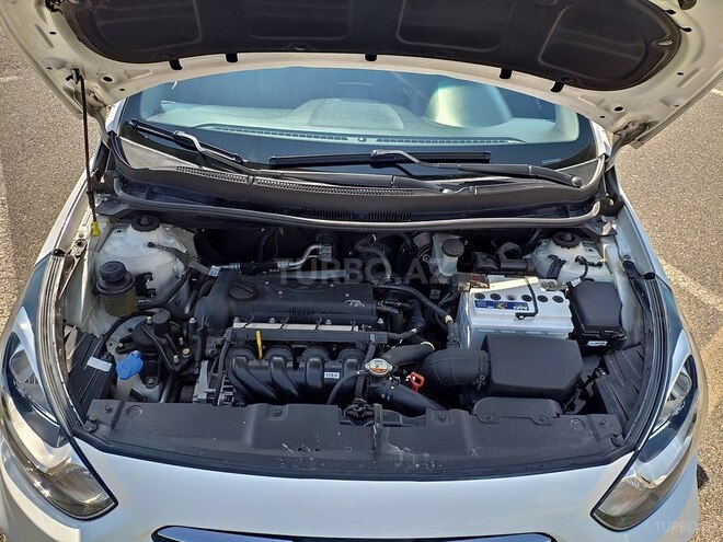 Hyundai Accent 2014, 100,000 km - 1.6 l - Bakı