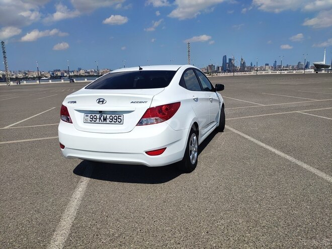 Hyundai Accent 2014, 100,000 km - 1.6 l - Bakı