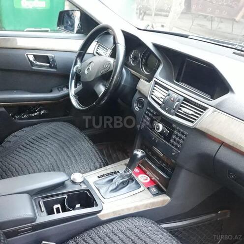 Mercedes E 220 2009, 406,000 km - 2.2 л - Quba