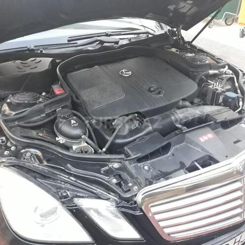 Mercedes E 220 2009, 406,000 km - 2.2 л - Quba