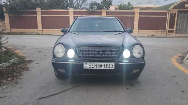 Mercedes E 320 1999, 340,000 km - 3.2 л - Quba