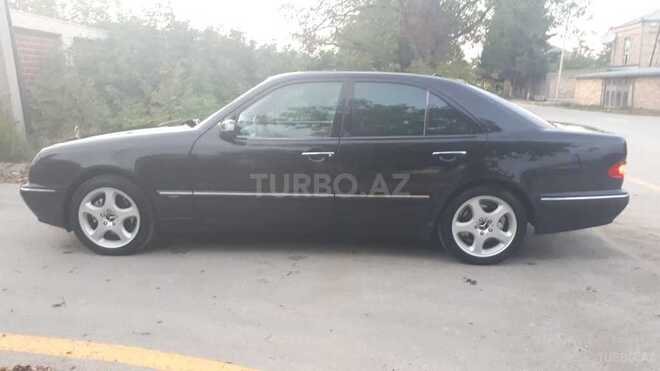 Mercedes E 320 1999, 340,000 km - 3.2 л - Quba