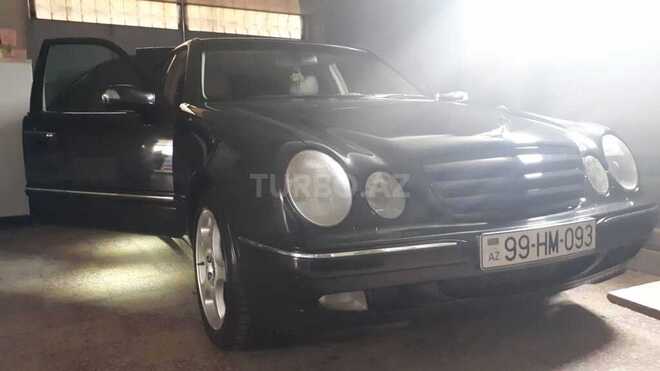 Mercedes E 320 1999, 340,000 km - 3.2 л - Quba