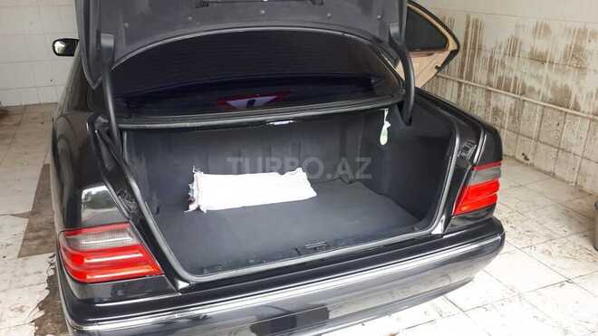Mercedes E 320 1999, 340,000 km - 3.2 л - Quba