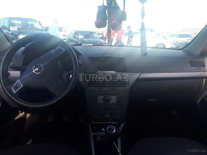 Opel Astra 2005, 290,000 km - 1.4 л - Bakı
