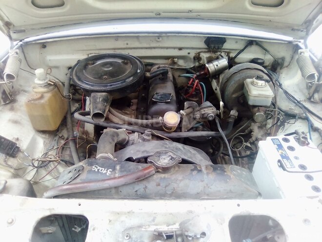 GAZ 24-10 1990, 150,000 km - 2.4 л - Qusar