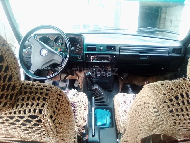 GAZ 24-10 1990, 150,000 km - 2.4 л - Qusar