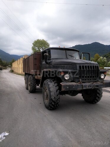 Ural 4320 1991, 270,000 km - 11.0 l - Qəbələ
