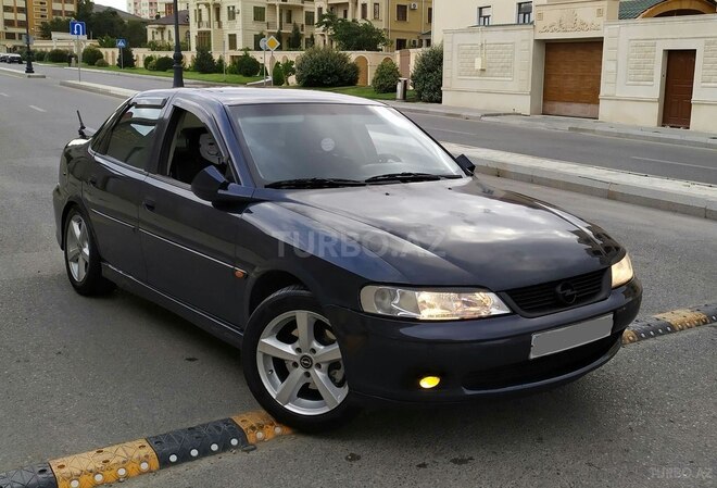 Opel Vectra 2000, 300,000 km - 2.0 л - Bakı