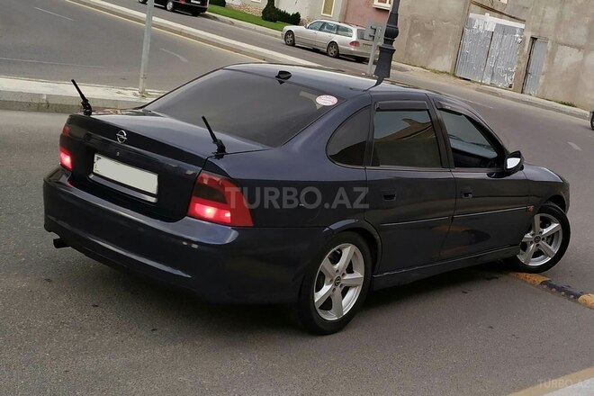 Opel Vectra 2000, 300,000 km - 2.0 л - Bakı