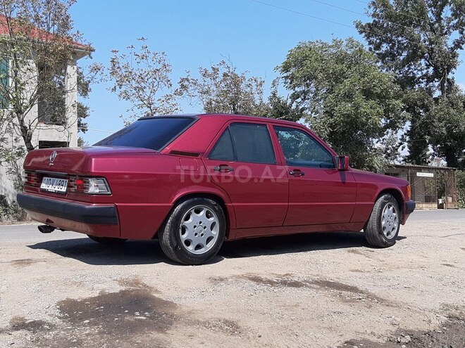 Mercedes 190 1991, 279,642 km - 2.0 л - Masallı