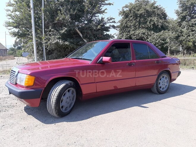 Mercedes 190 1991, 279,642 km - 2.0 л - Masallı