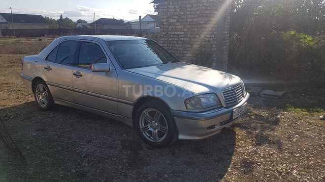 Mercedes C 200 1999, 275,500 km - 2.0 л - Cəlilabad