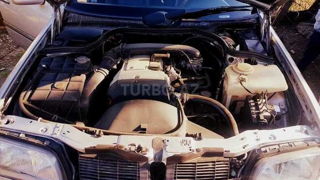 Mercedes C 200 1999, 275,500 km - 2.0 л - Cəlilabad