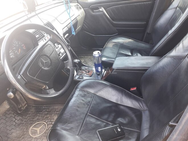 Mercedes C 200 1997, 330,000 km - 2.0 l - Gəncə