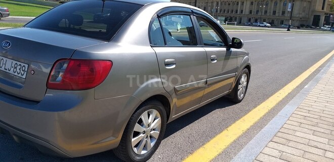 Kia Rio 2011, 233,000 km - 1.5 l - Bakı