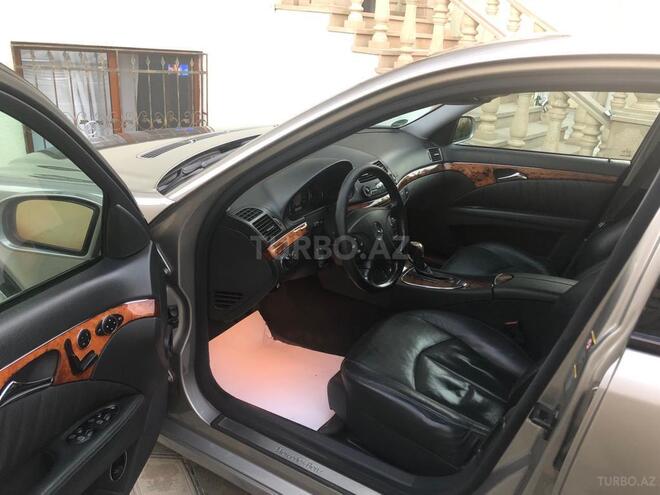 Mercedes E 240 2005, 205,189 km - 2.4 л - Bakı