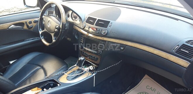 Mercedes E 350 2007, 246,310 km - 3.5 л - Bakı