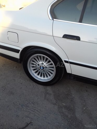 BMW 520 1989, 102,000 km - 2.0 л - Bakı