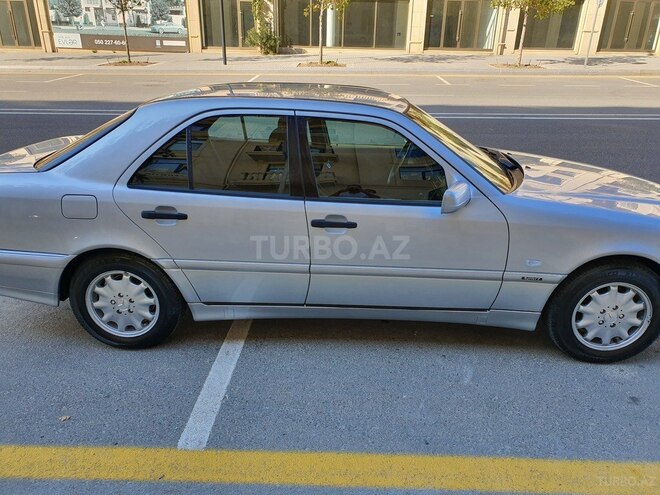 Mercedes C 200 1998, 286,140 km - 2.0 l - Bakı
