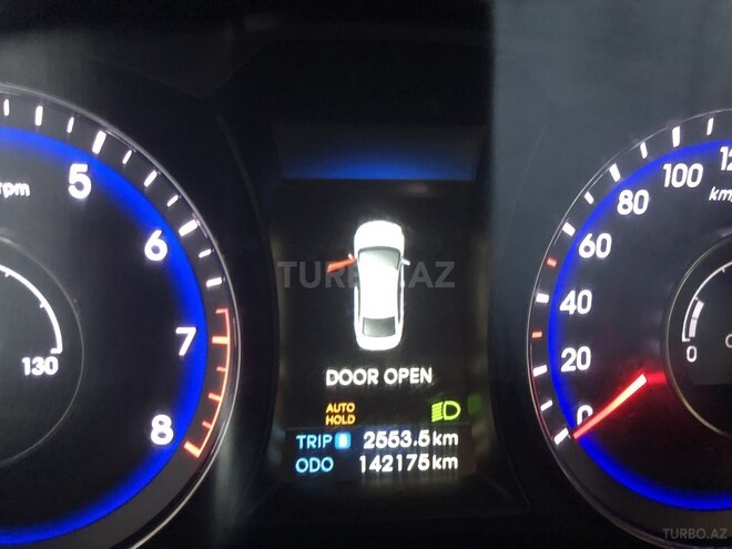 Hyundai i40 2011, 142,000 km - 2.0 l - Bakı