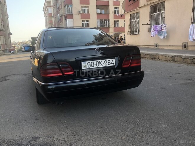 Mercedes E 240 1998, 312,400 km - 2.4 л - Bakı