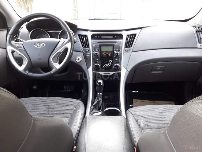 Hyundai Sonata 2010, 65,356 km - 2.4 l - Samux