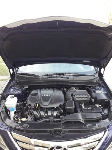 Hyundai Sonata 2010, 65,356 km - 2.4 l - Samux