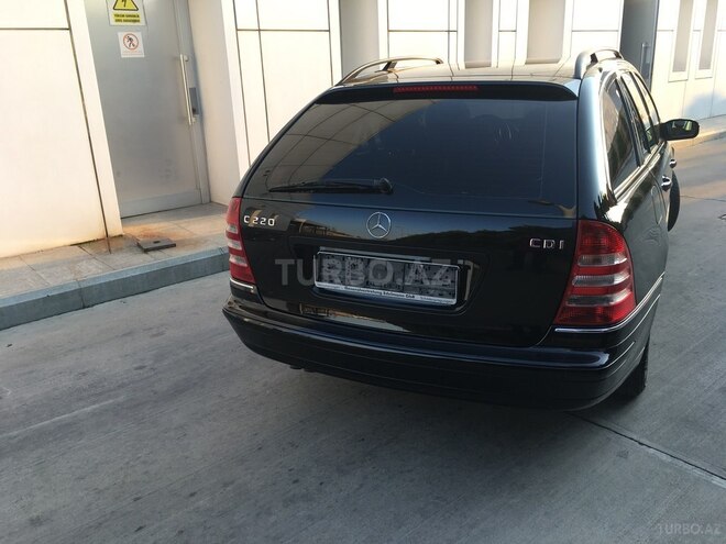 Mercedes C 220 2006, 174,400 km - 2.2 л - Bakı