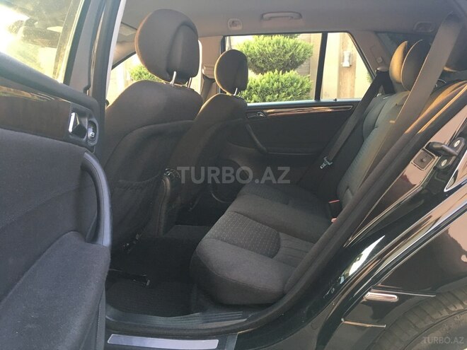 Mercedes C 220 2006, 174,400 km - 2.2 л - Bakı