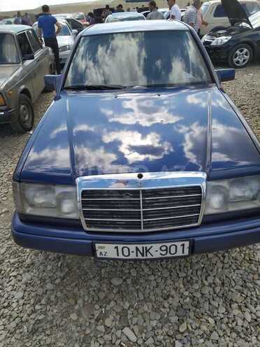 Mercedes E 250 1986, 320,000 km - 2.5 l - Bakı