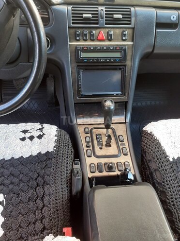 Mercedes E 320 1999, 402,700 km - 3.2 l - Bakı