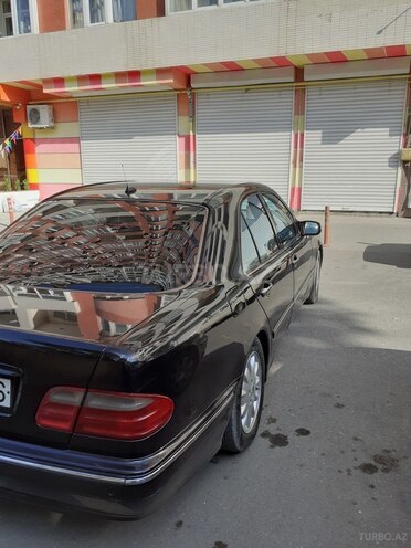 Mercedes E 320 1999, 402,700 km - 3.2 l - Bakı