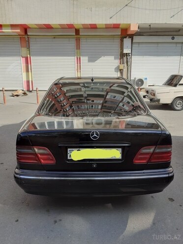 Mercedes E 320 1999, 402,700 km - 3.2 l - Bakı