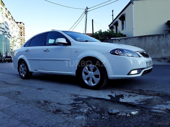 Daewoo Gentra 2013, 270,000 km - 1.5 l - Bakı