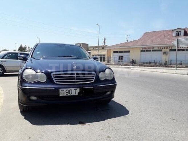 Mercedes C 220 2001, 600,000 km - 2.2 l - Sabirabad