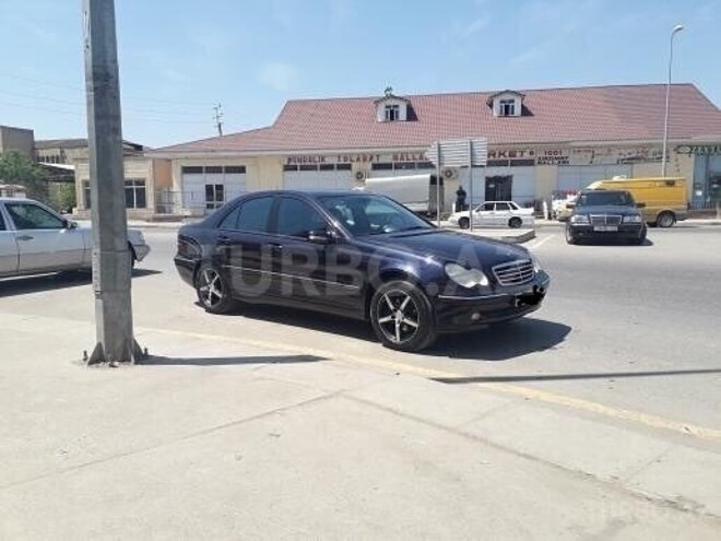 Mercedes C 220 2001, 600,000 km - 2.2 l - Sabirabad