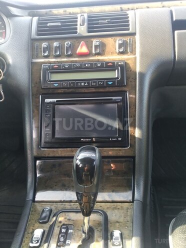 Mercedes E 320 2000, 350,000 km - 3.2 l - Saatlı