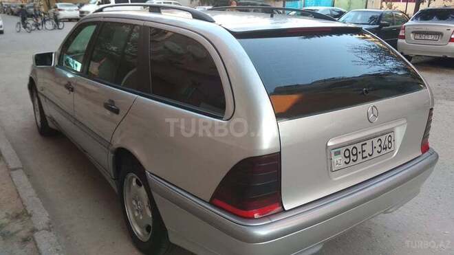 Mercedes C 220 2000, 385,000 km - 2.2 l - Bakı